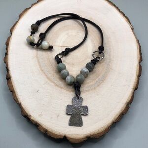 Artisan 999 FS fine silver purity leather necklace with stones-unisex